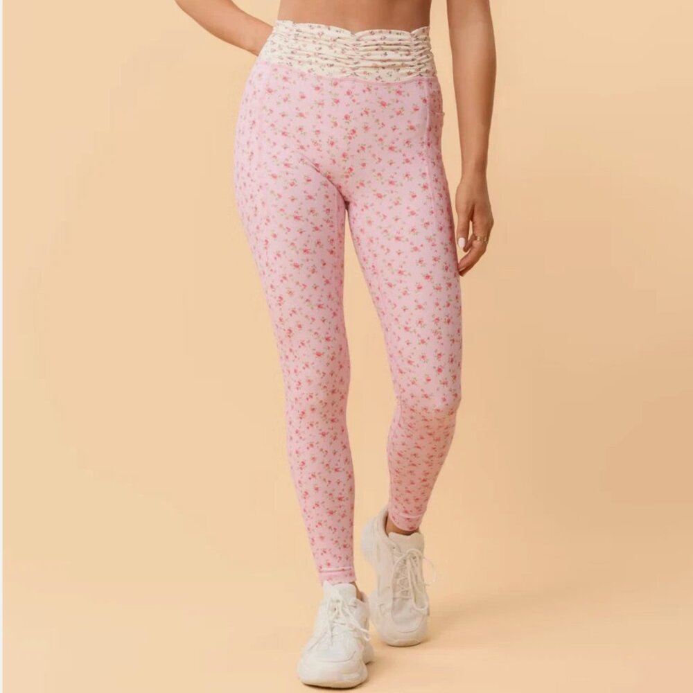NWT Blogilates Ruched Waist Leggings Pink Floral